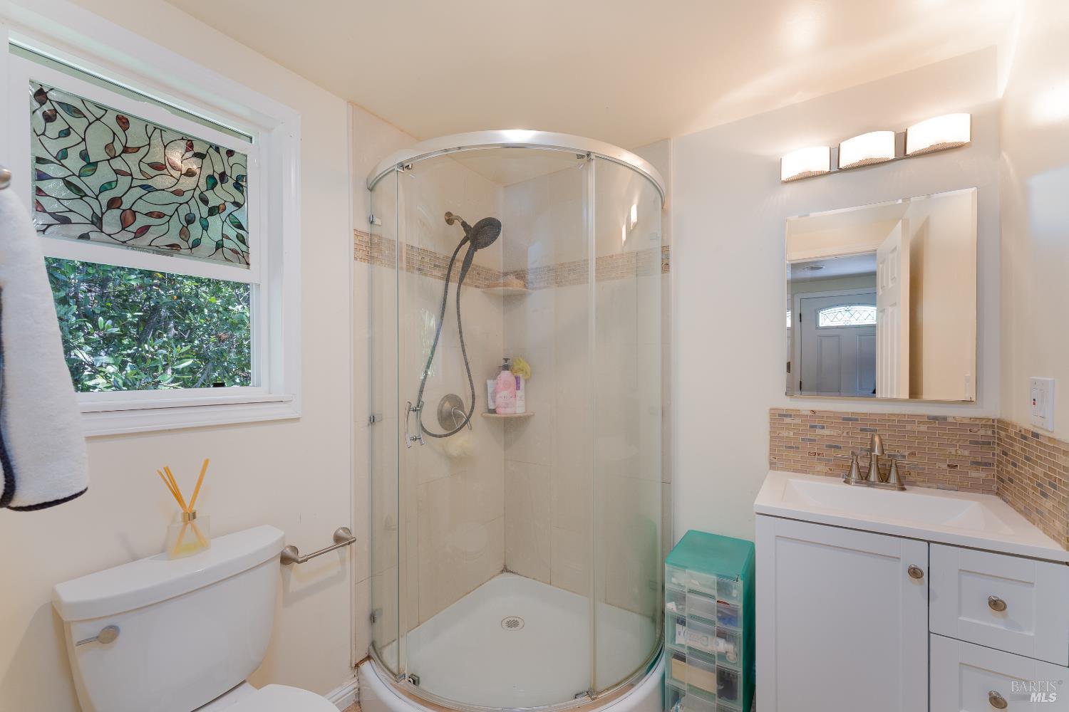 925 Knob Hill Road Ukiah CA 95482