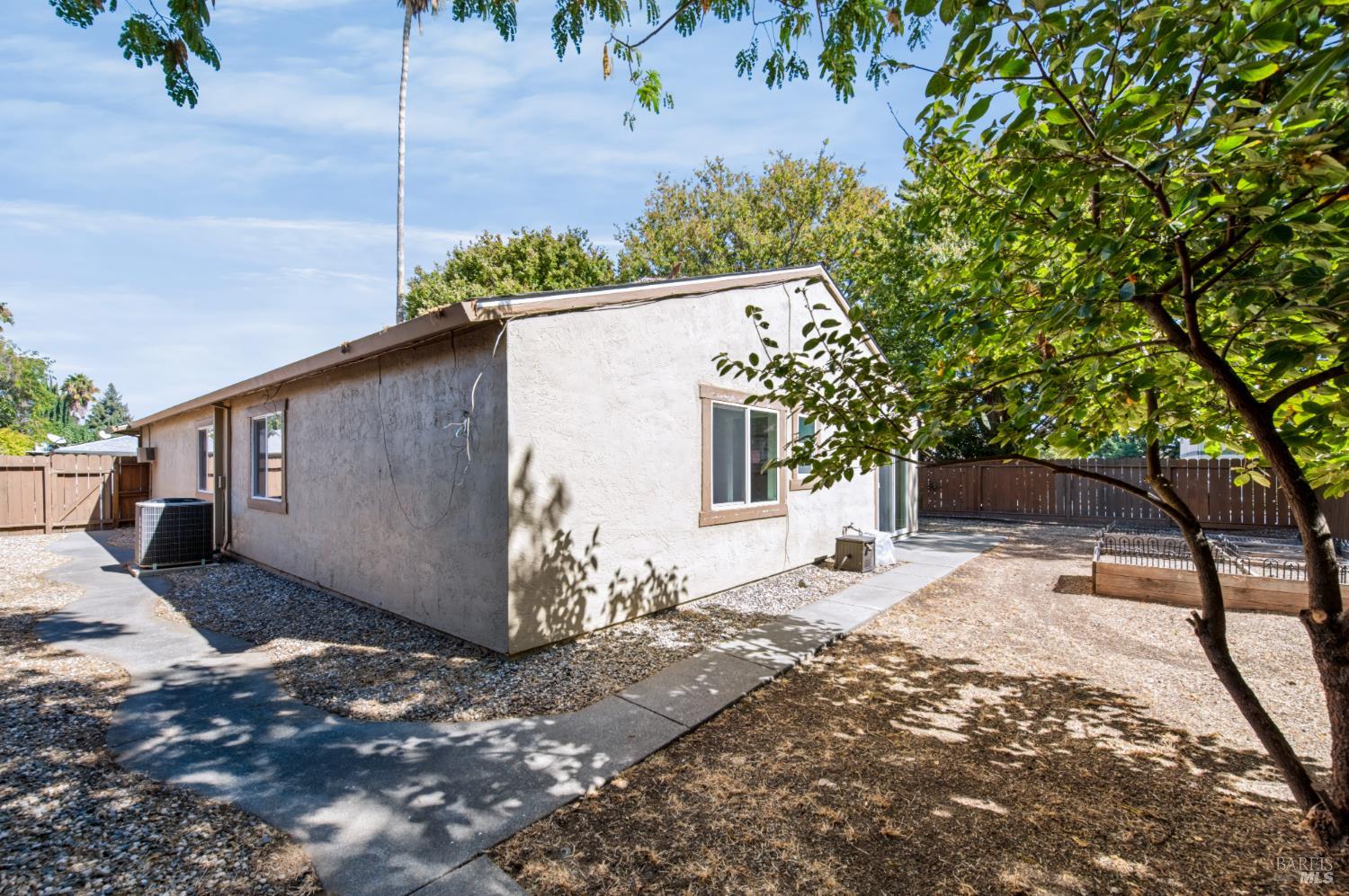1896 Brookwood Drive Vacaville CA 95687