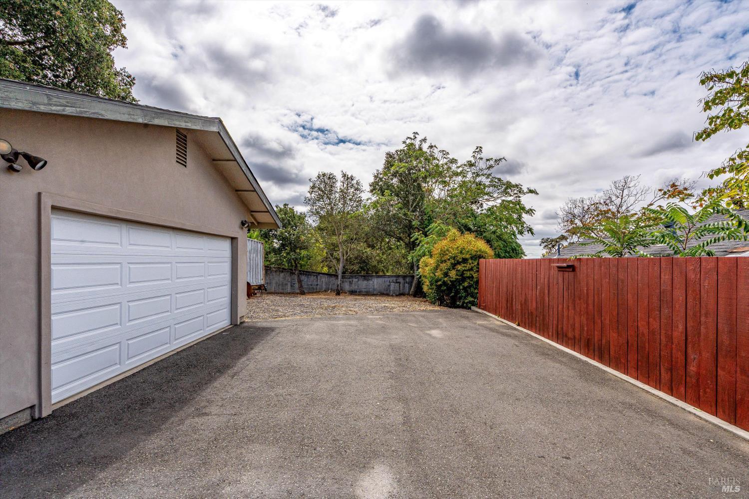 15 Julian Avenue Napa CA 94559