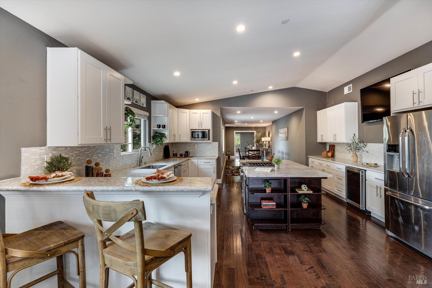 15 Julian Avenue Napa CA 94559