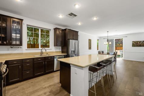 1706 Gateside Drive Petaluma CA 94954