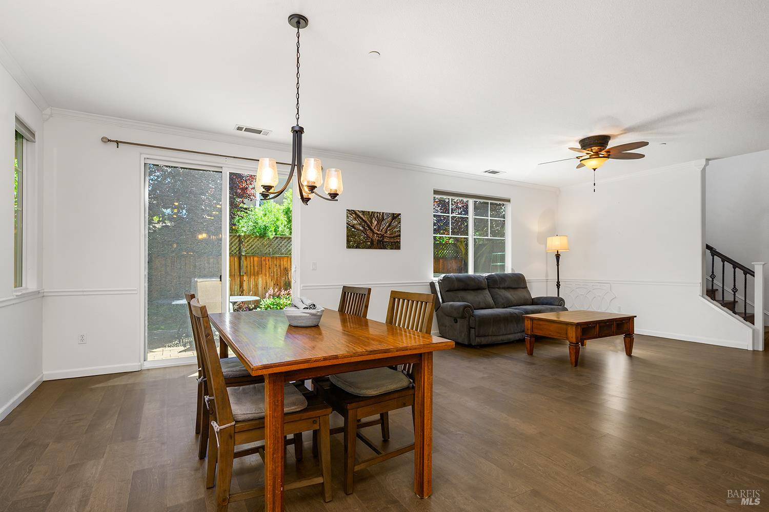 1706 Gateside Drive Petaluma CA 94954