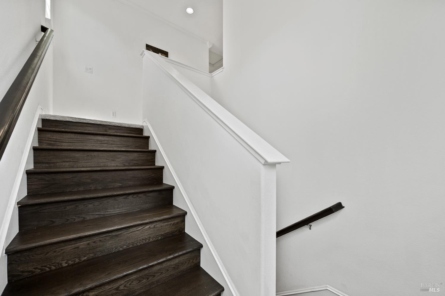 1706 Gateside Drive Petaluma CA 94954