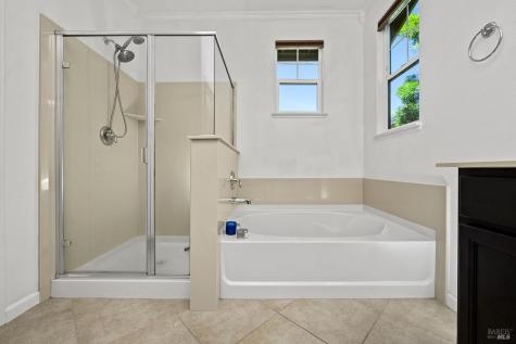 1706 Gateside Drive Petaluma CA 94954
