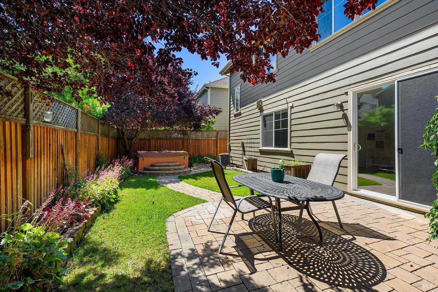 1706 Gateside Drive Petaluma CA 94954