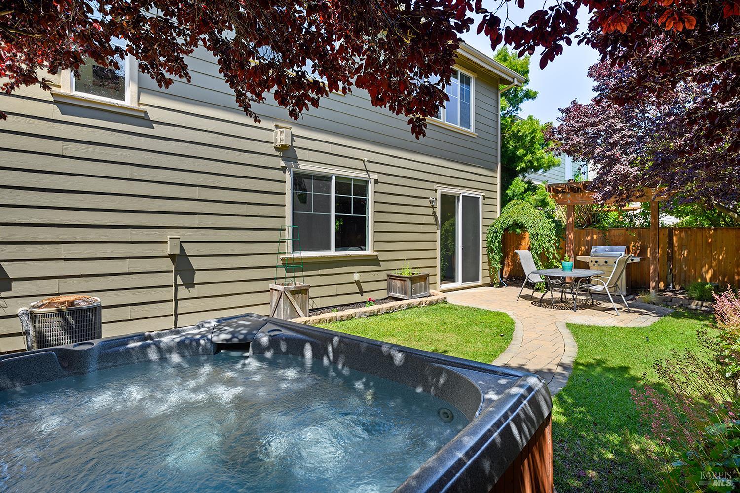 1706 Gateside Drive Petaluma CA 94954