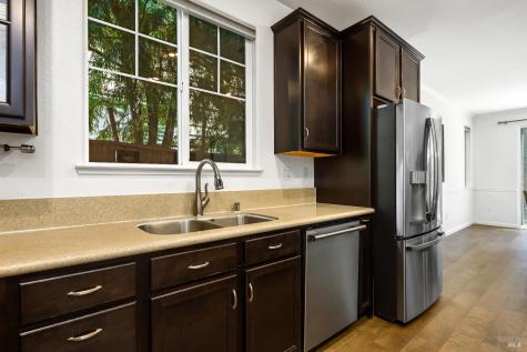 1706 Gateside Drive Petaluma CA 94954