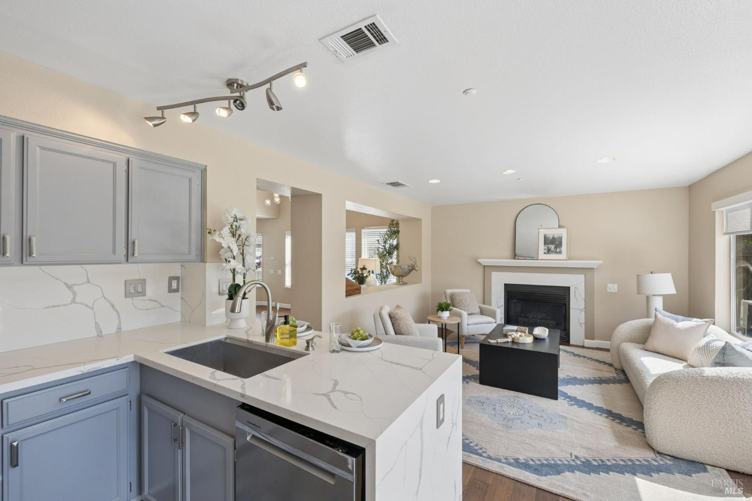247 Clearpointe Drive Vallejo CA 94591