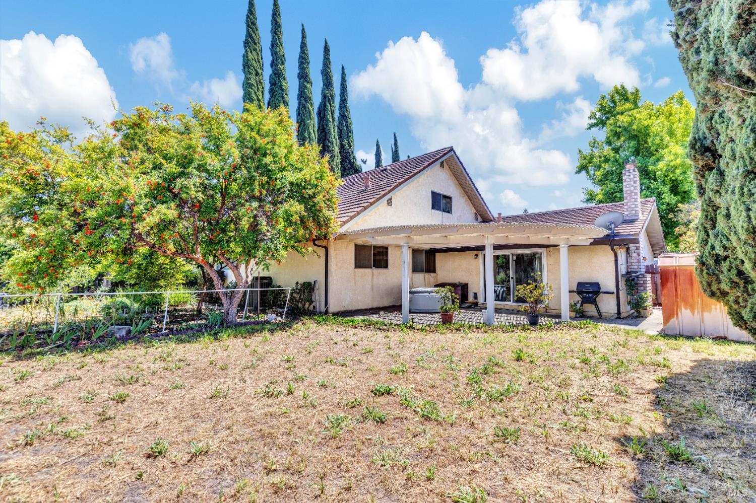 2874 Calaveras Drive Fairfield CA 94534