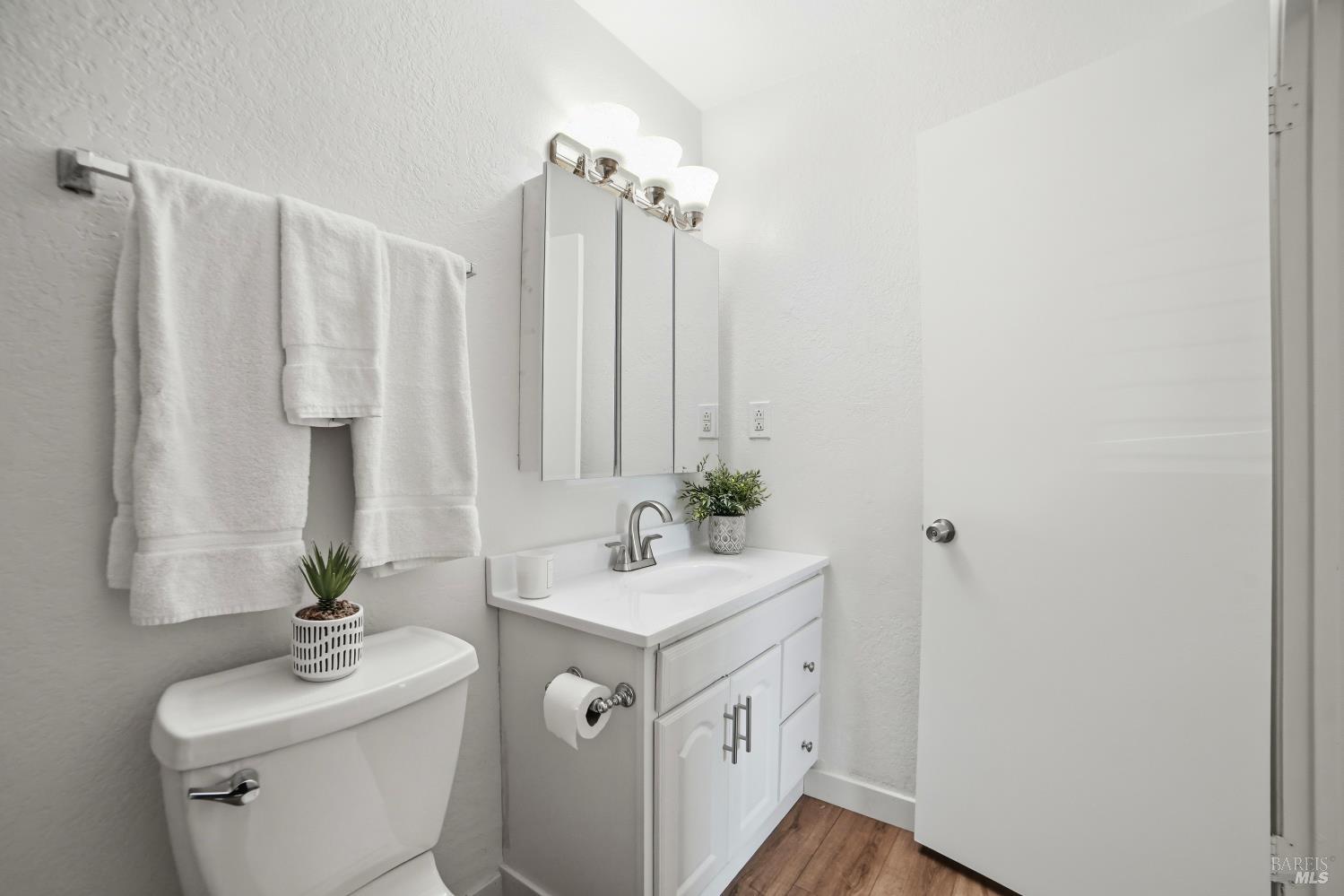7245 Circle Drive Rohnert Park CA 94928