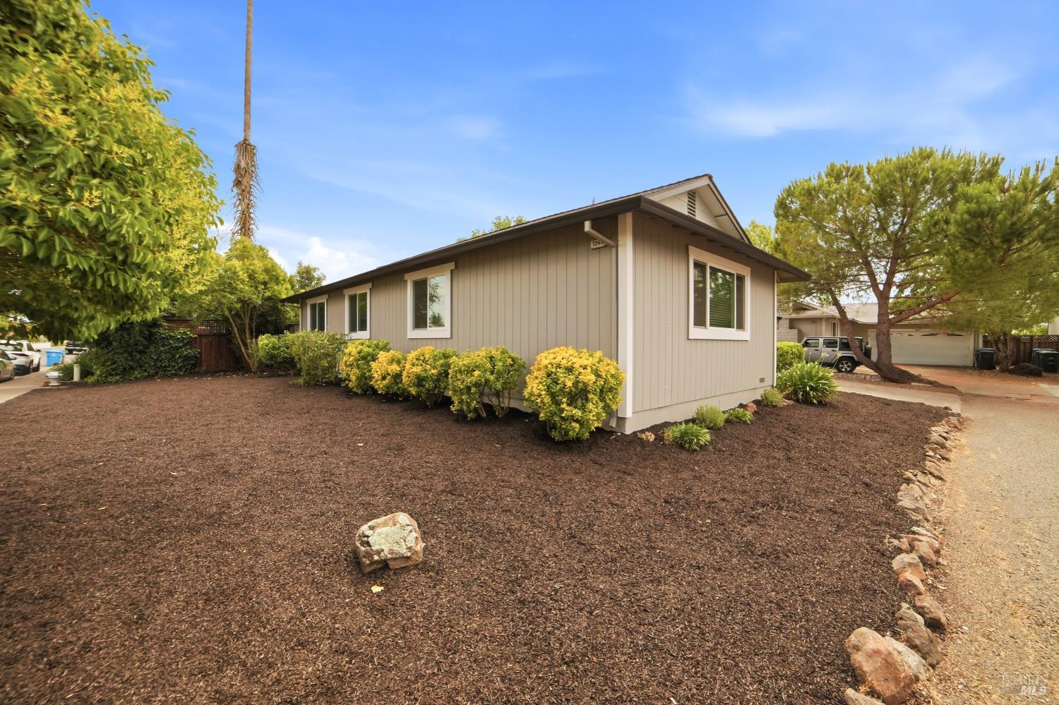 7245 Circle Drive Rohnert Park CA 94928