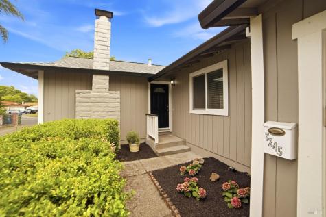 7245 Circle Drive Rohnert Park CA 94928
