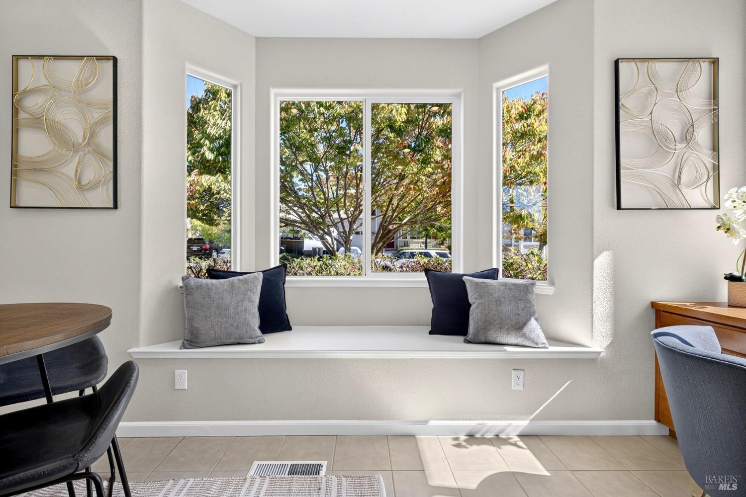 2451 Rudesill Lane Santa Rosa CA 95404