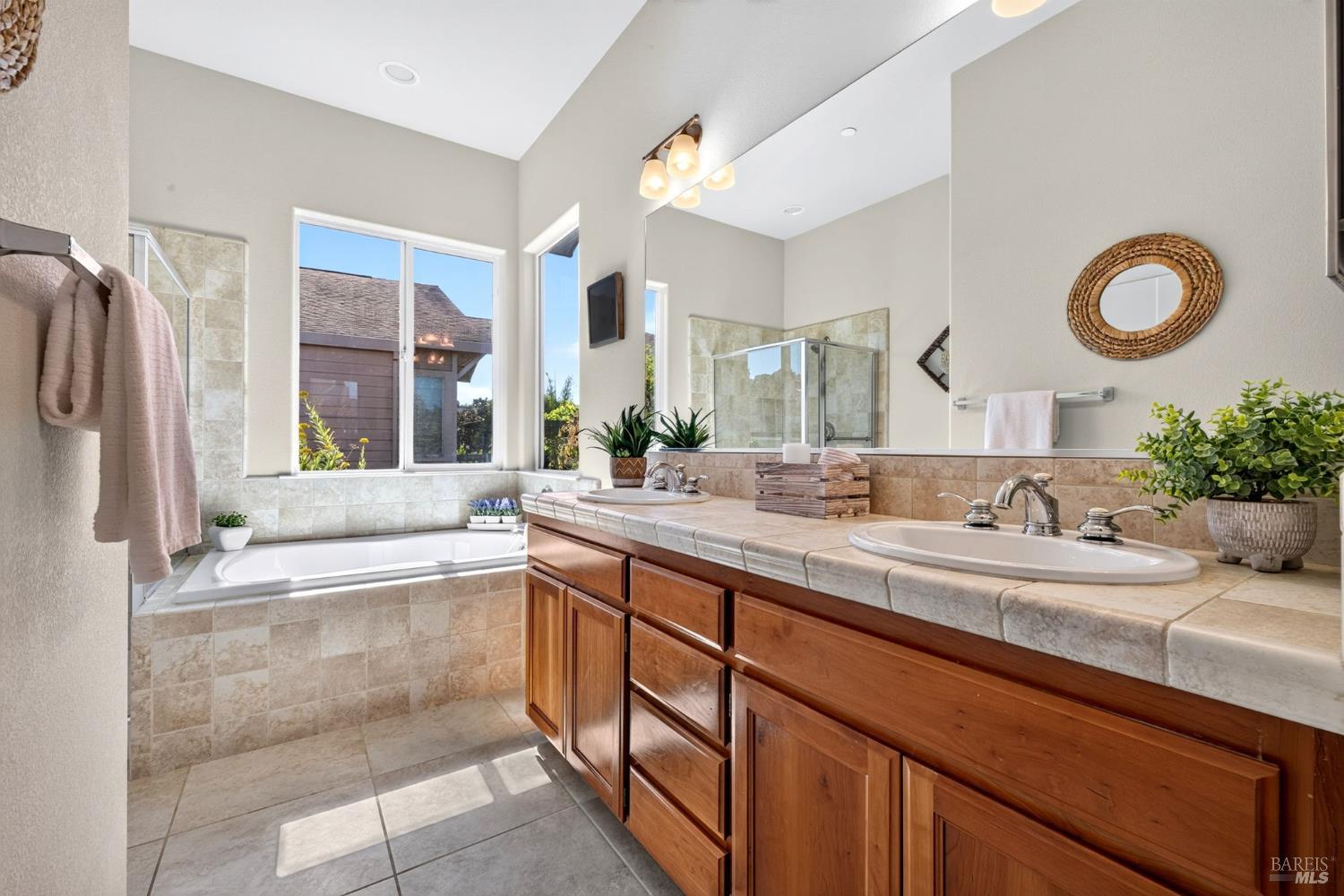 2451 Rudesill Lane Santa Rosa CA 95404