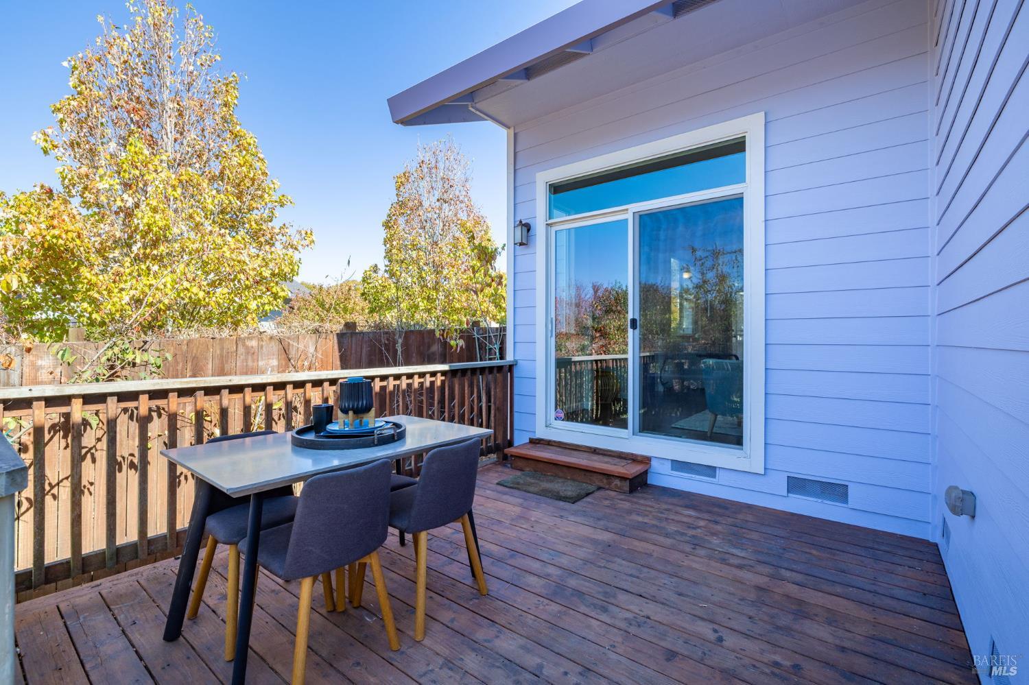 2451 Rudesill Lane Santa Rosa CA 95404