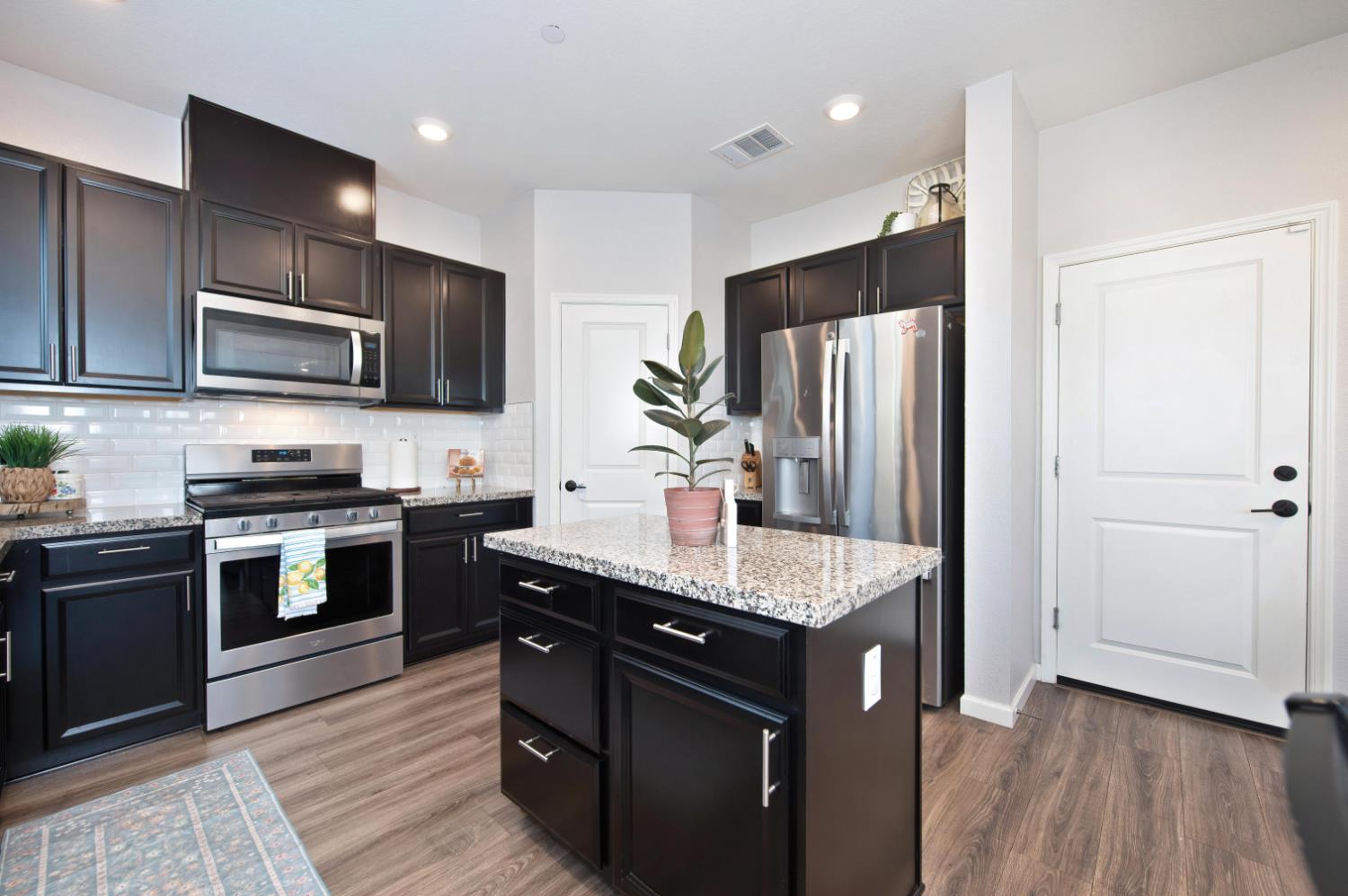 985 Lincolnshire Circle Lincoln CA 95648