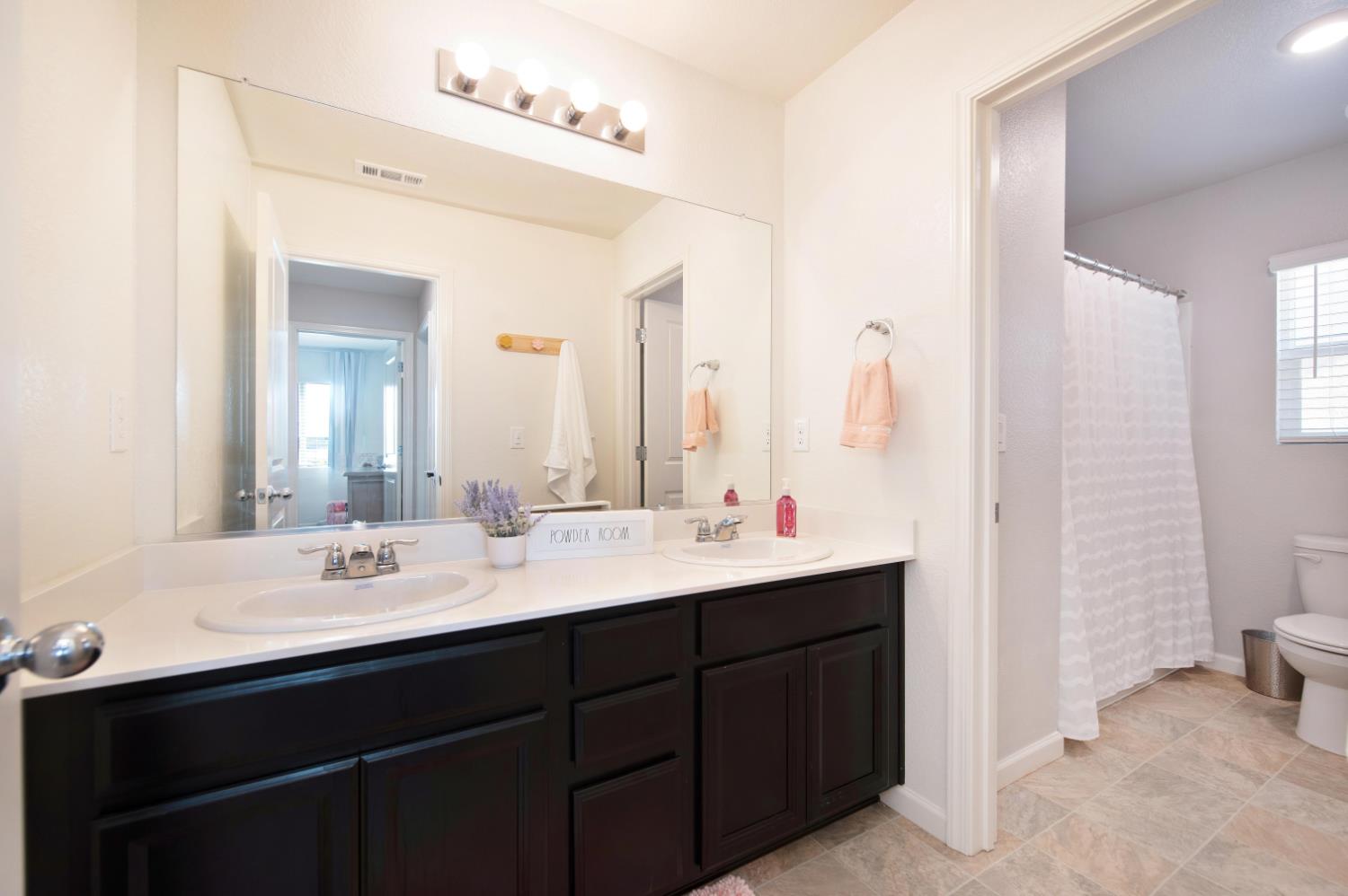 985 Lincolnshire Circle Lincoln CA 95648