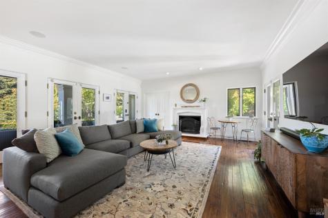 4395 Pine Flat Road Healdsburg CA 95448