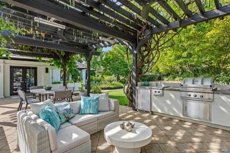 4395 Pine Flat Road Healdsburg CA 95448