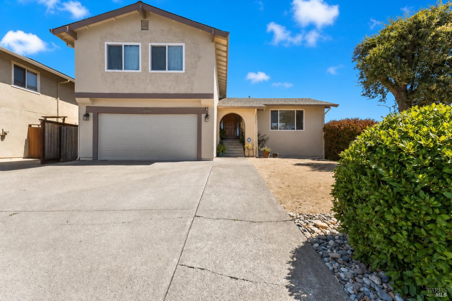 725 Park Lane Petaluma CA 94954