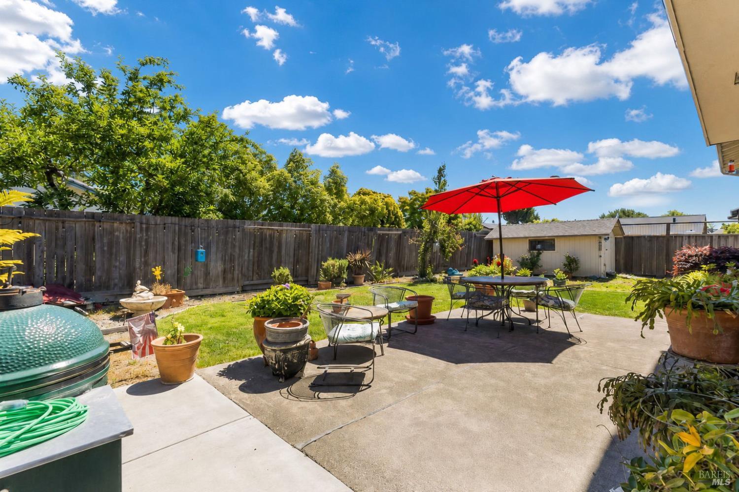 725 Park Lane Petaluma CA 94954