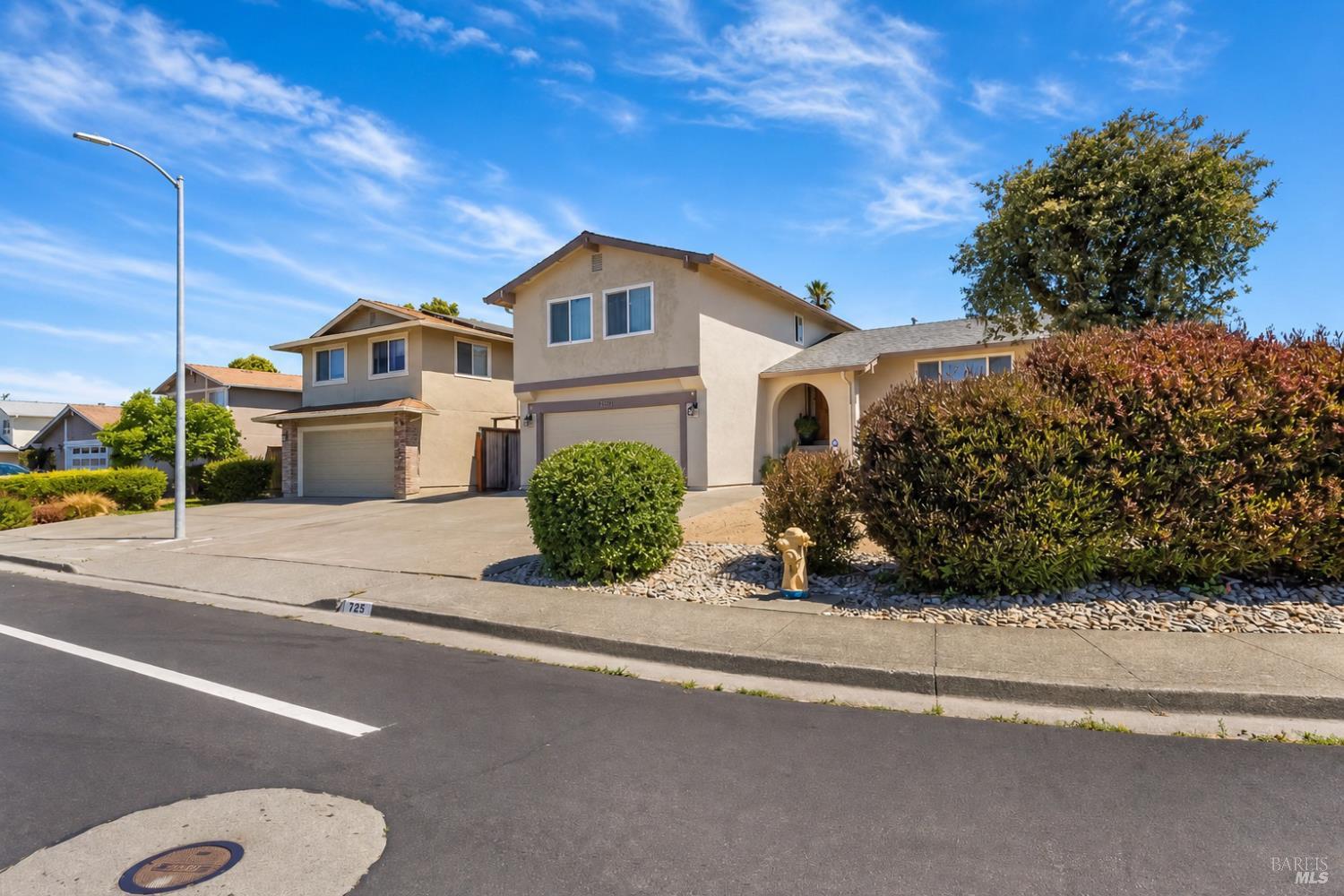 725 Park Lane Petaluma CA 94954