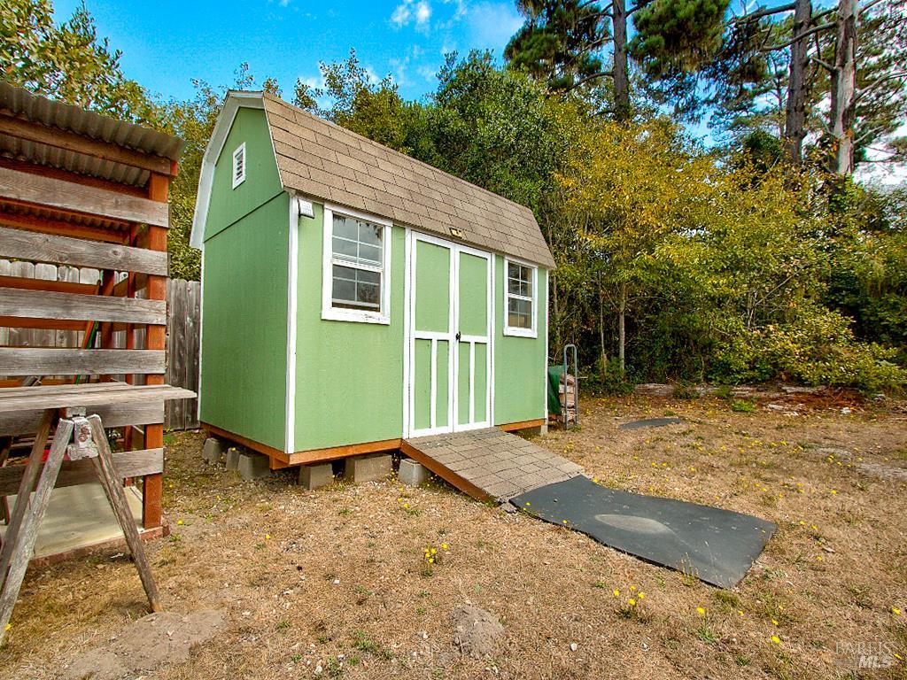 32840 Boice Lane Fort Bragg CA 95437