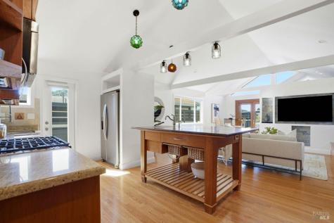 21 Boardwalk One Larkspur CA 94939