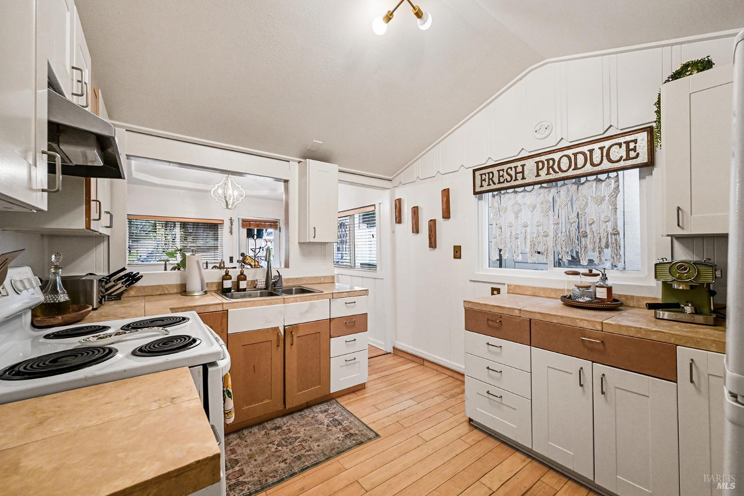15343 Willow Road Guerneville CA 95446