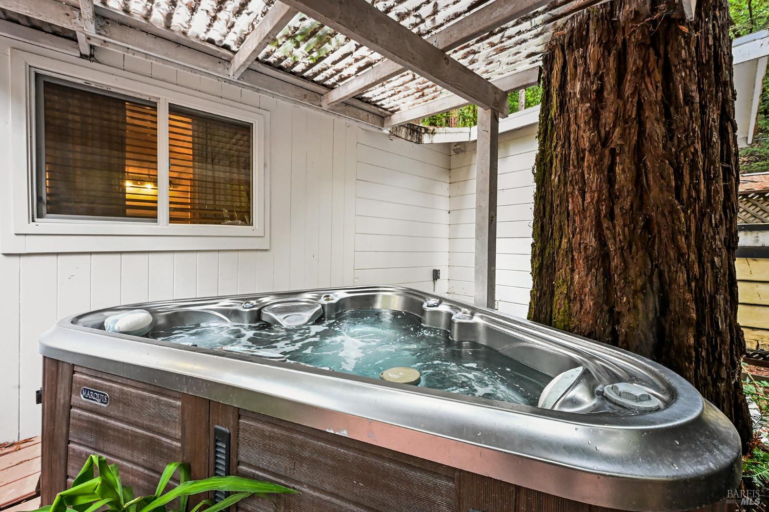 15343 Willow Road Guerneville CA 95446