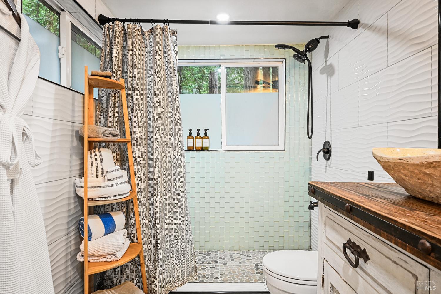 15343 Willow Road Guerneville CA 95446