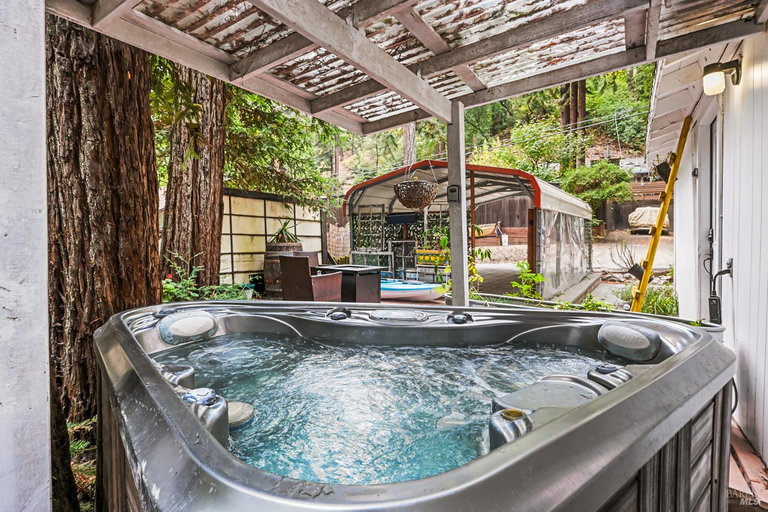 15343 Willow Road Guerneville CA 95446