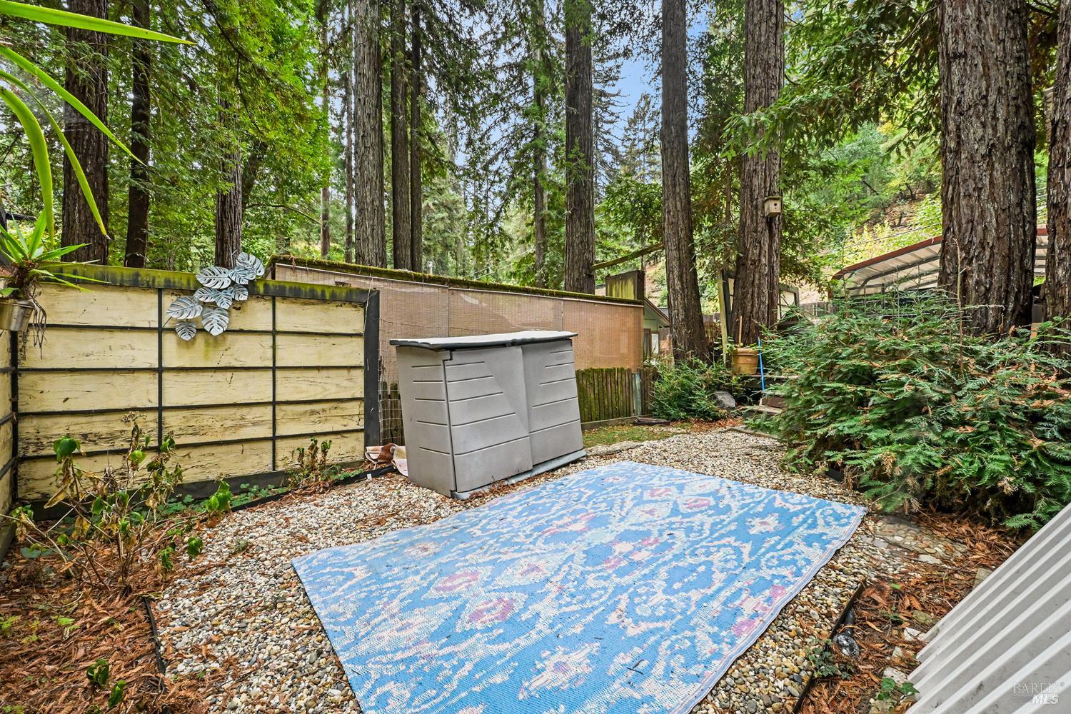 15343 Willow Road Guerneville CA 95446