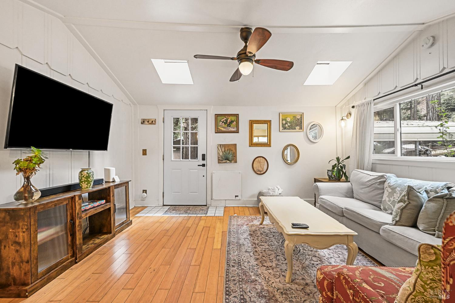 15343 Willow Road Guerneville CA 95446