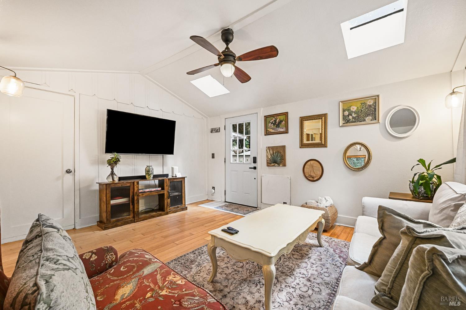 15343 Willow Road Guerneville CA 95446