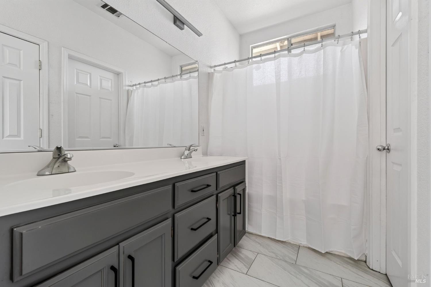 2358 Lapis Lane Santa Rosa CA 95404