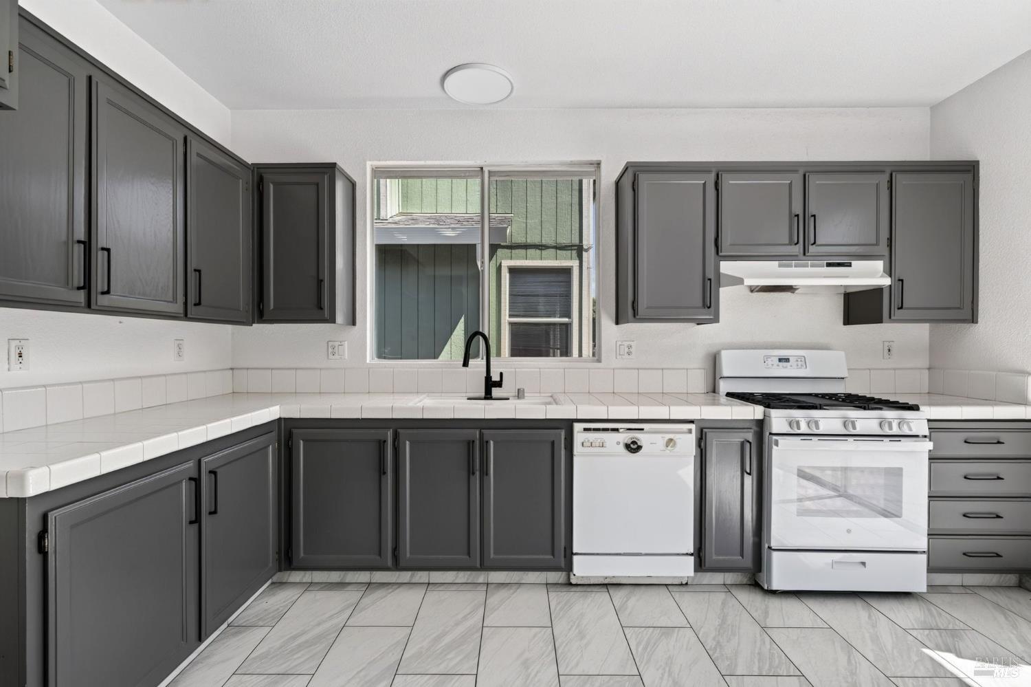 2358 Lapis Lane Santa Rosa CA 95404