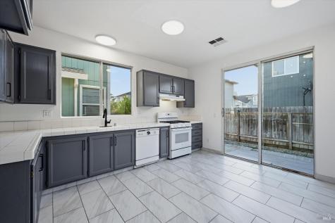 2358 Lapis Lane Santa Rosa CA 95404