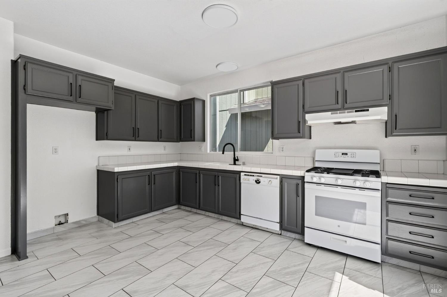 2358 Lapis Lane Santa Rosa CA 95404