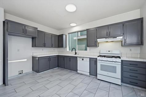 2358 Lapis Lane Santa Rosa CA 95404