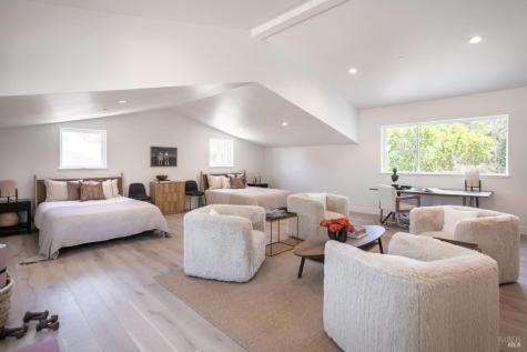 247 Fisher Lane Sonoma CA 95476
