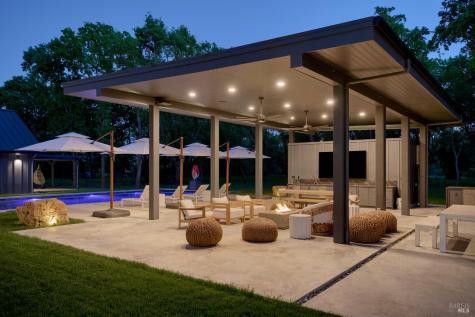 247 Fisher Lane Sonoma CA 95476