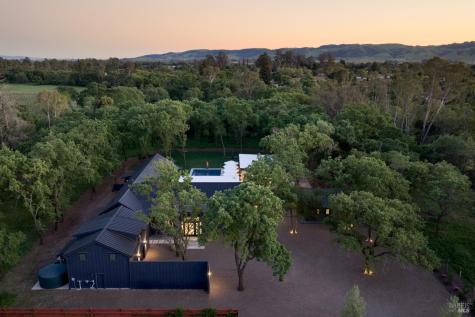 247 Fisher Lane Sonoma CA 95476