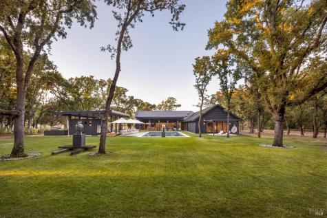 247 Fisher Lane Sonoma CA 95476