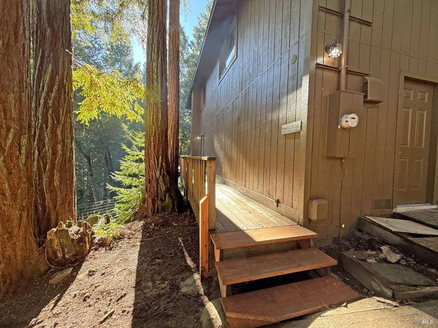 25124 Blue Jay Place Willits CA 95490