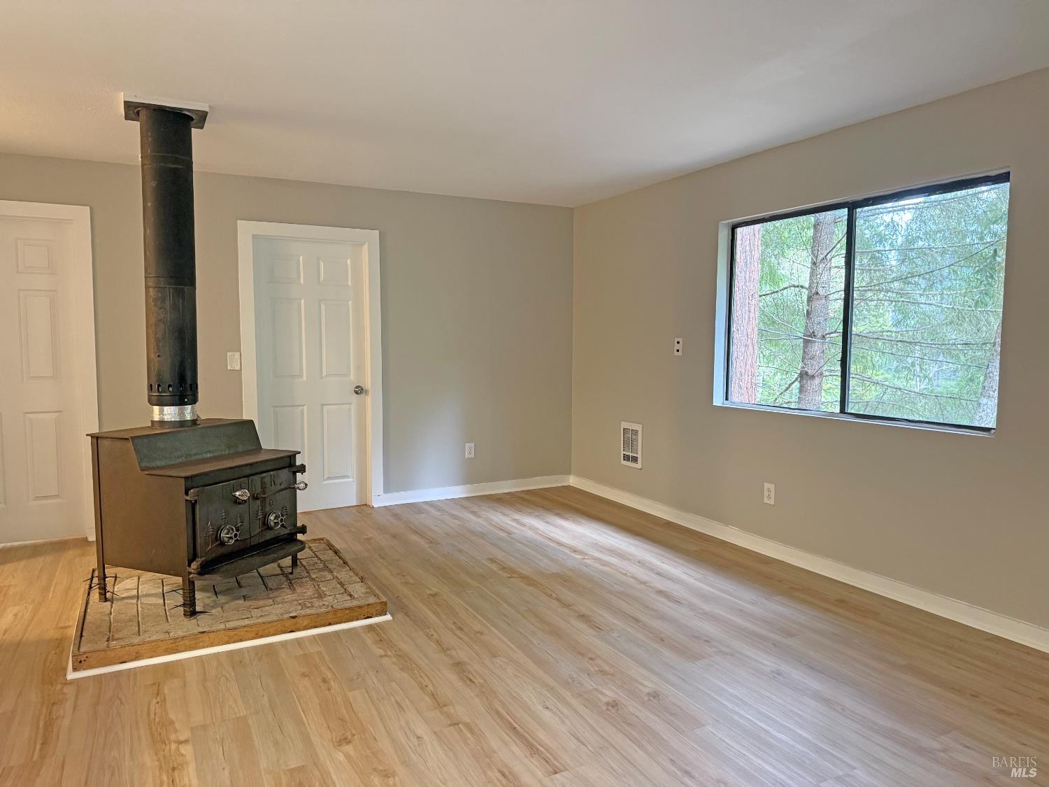 25124 Blue Jay Place Willits CA 95490