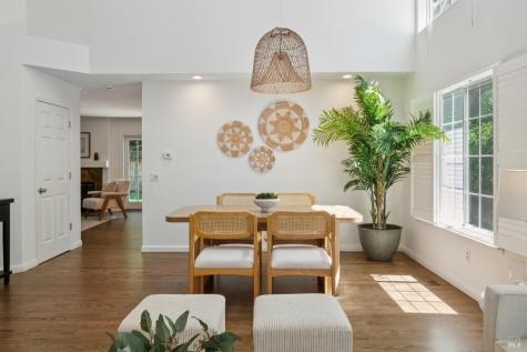 1746 Silverado Circle Petaluma CA 94954