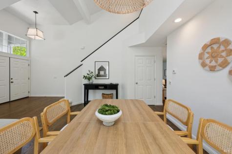 1746 Silverado Circle Petaluma CA 94954