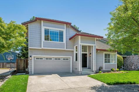 1746 Silverado Circle Petaluma CA 94954