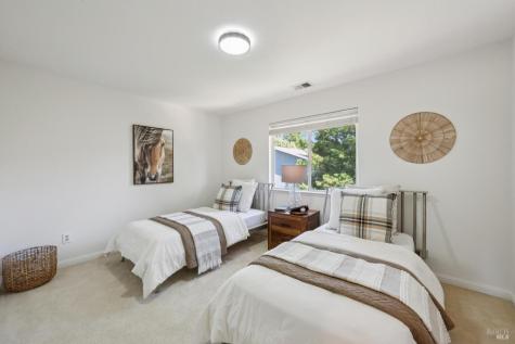 1746 Silverado Circle Petaluma CA 94954
